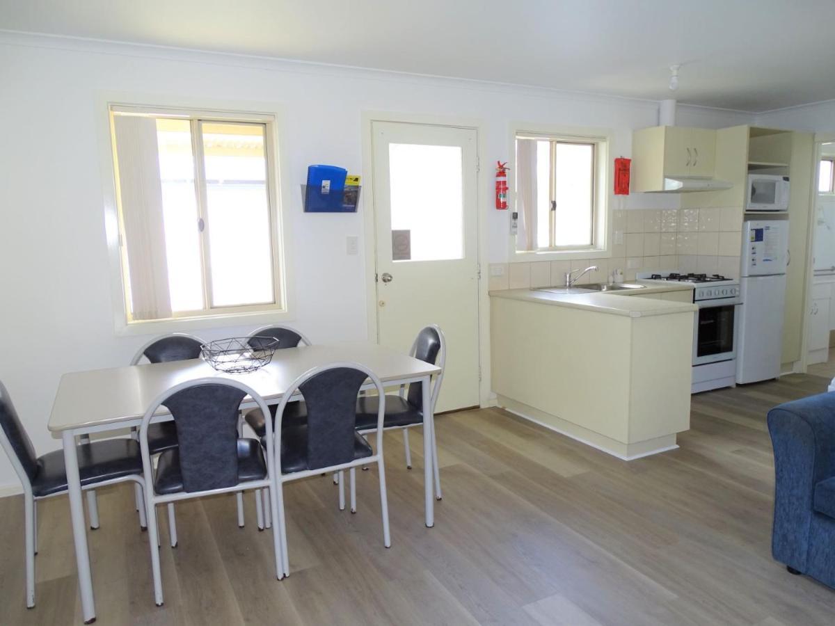 Moonta Bay Cabins * Port Moonta