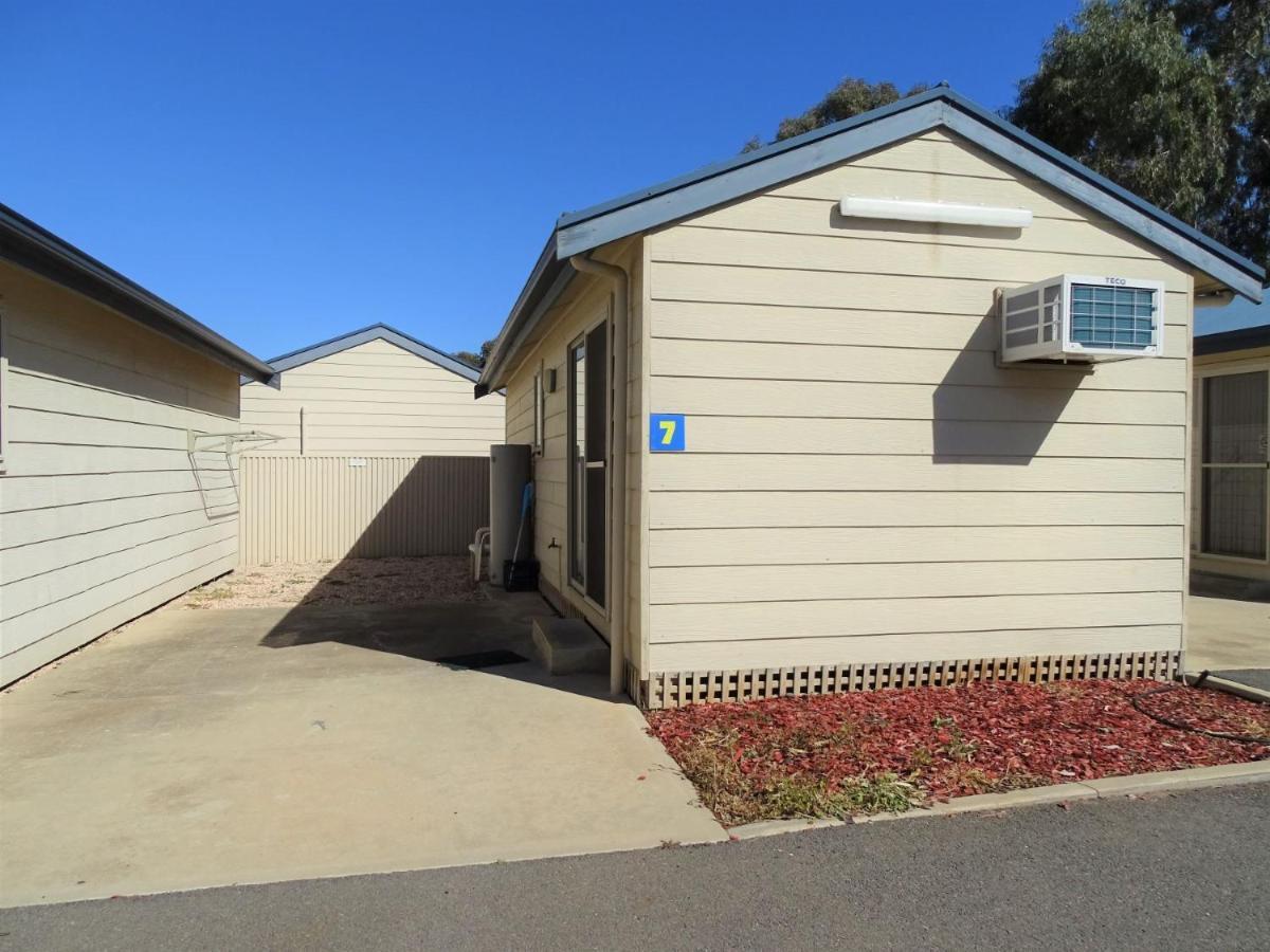 Moonta Bay Cabins * Port Moonta