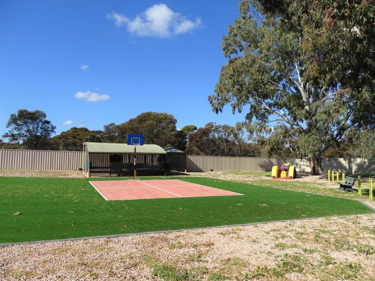 Moonta Bay Cabins * Port Moonta